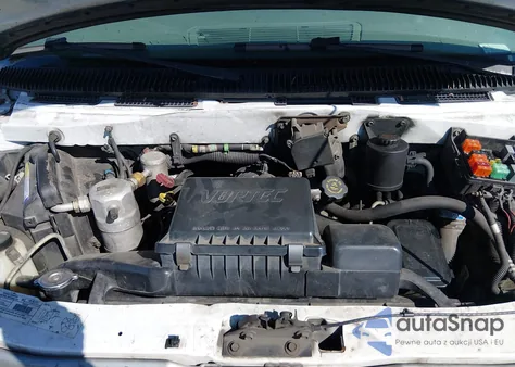 2000 Chevrolet Astro z USA, uszkodzony, nr VIN 1GCDM19W5YB102574